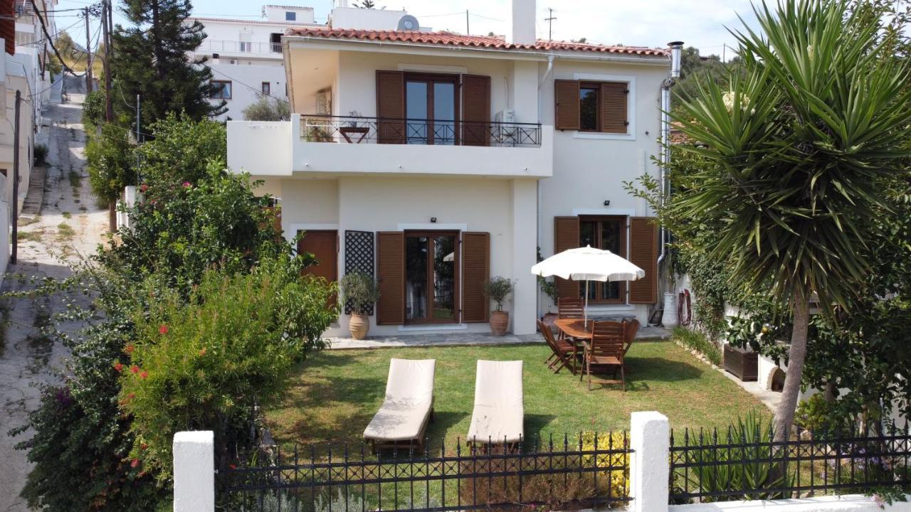 Skiathos Town House Exterior photo